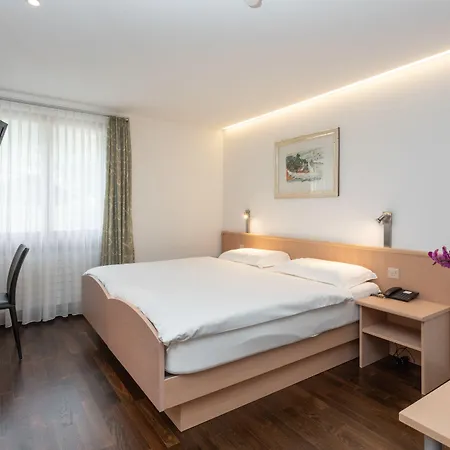 Vorab - Familienbetrieb Mit Herz 3*