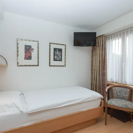 Vorab - Familienbetrieb Mit Herz Otel 3*