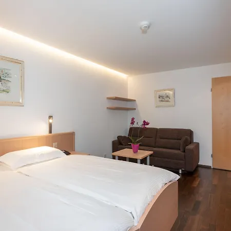 Vorab - Familienbetrieb Mit Herz Otel